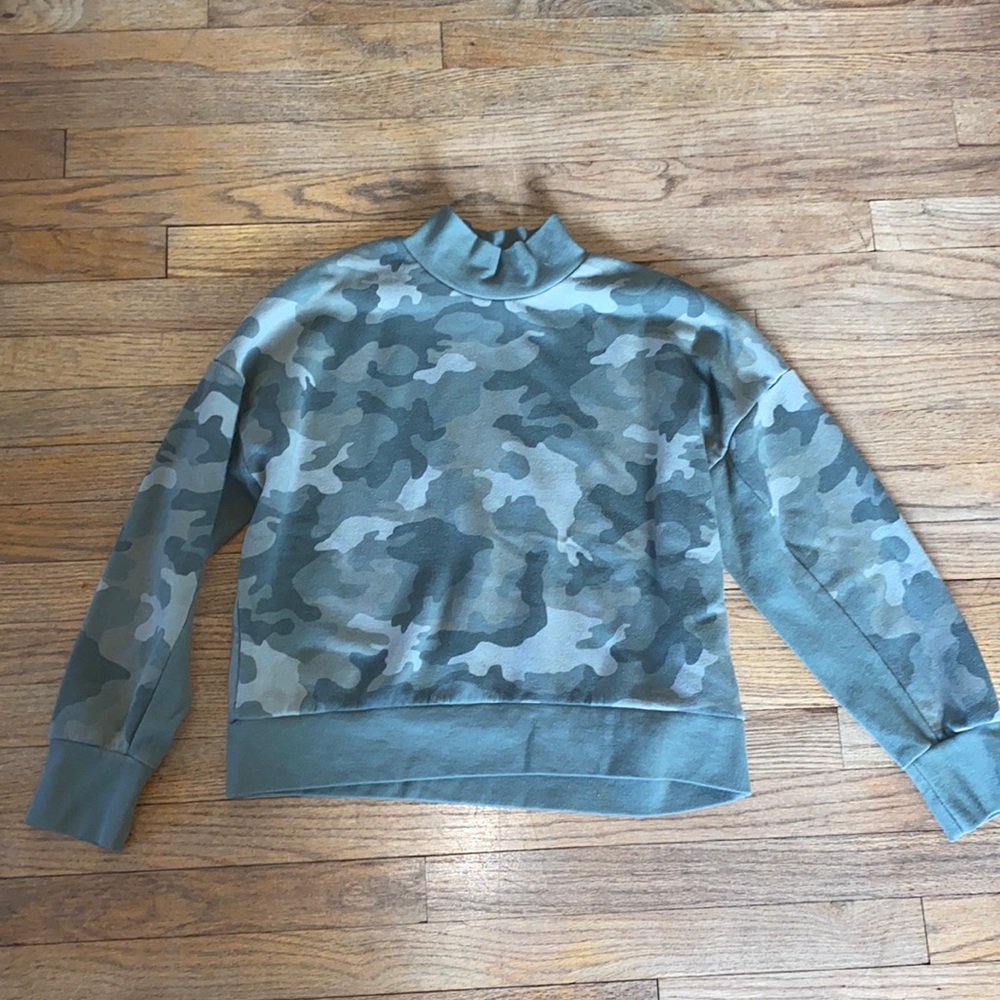 Camouflage sweatshirt